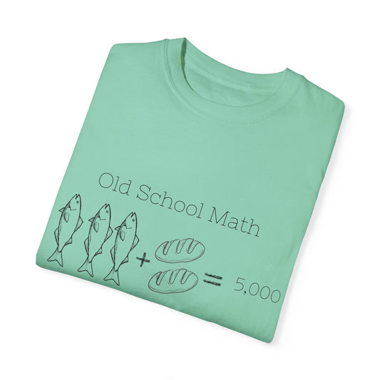 Religious T-Shirt with 3 Fish and 2 Loaves Feeding 5000